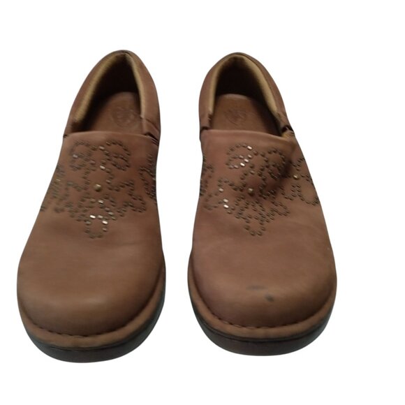 Ariat Women's 7.5 Brown Strathmore Leather Studded Slip On Mule Clogs Western - Picture 1 of 6